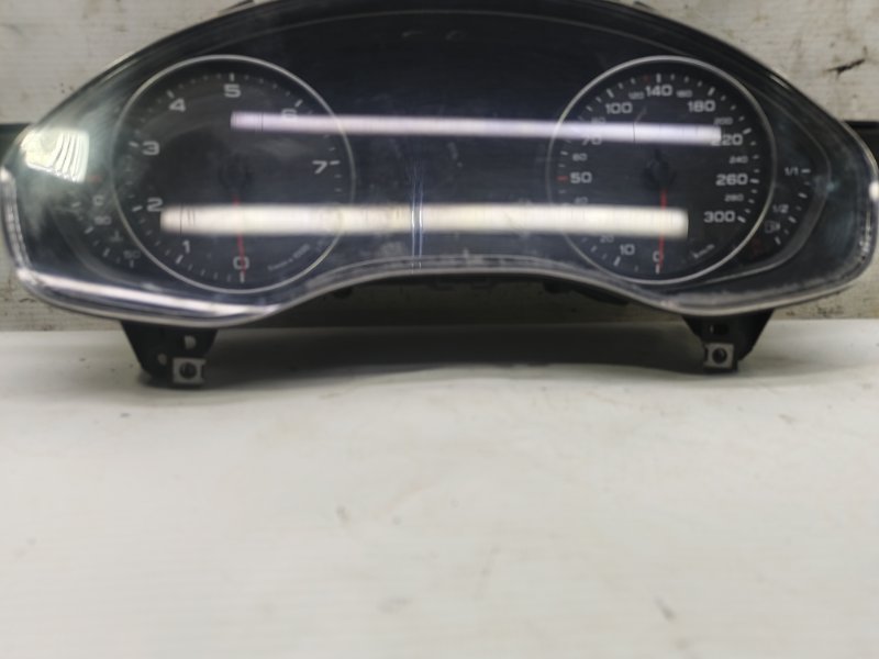 Панель приборов Audi A6 2012