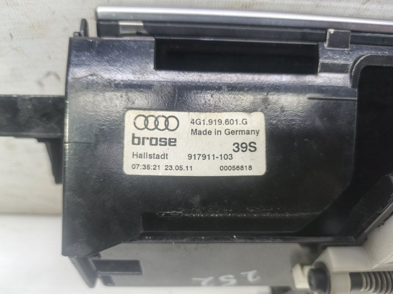 Дисплей информационный Audi A6 2012