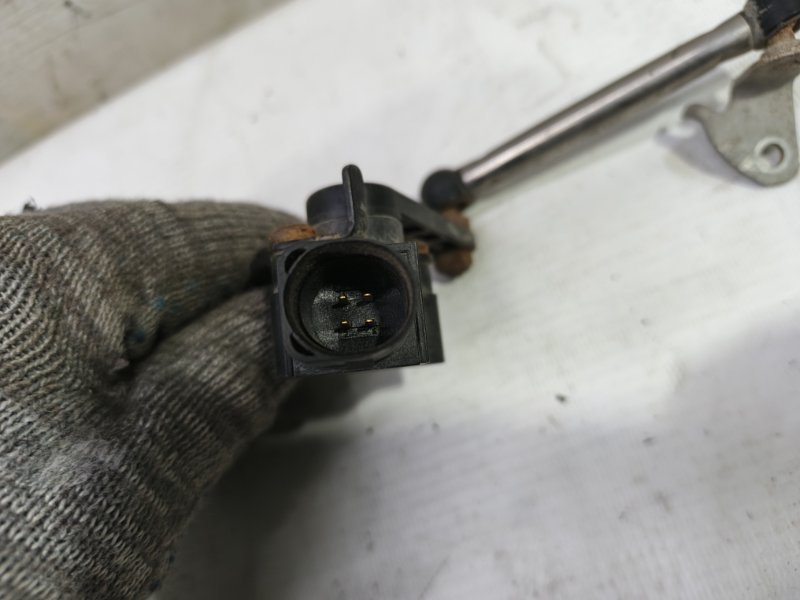 Датчик положения кузова Audi A6 2012