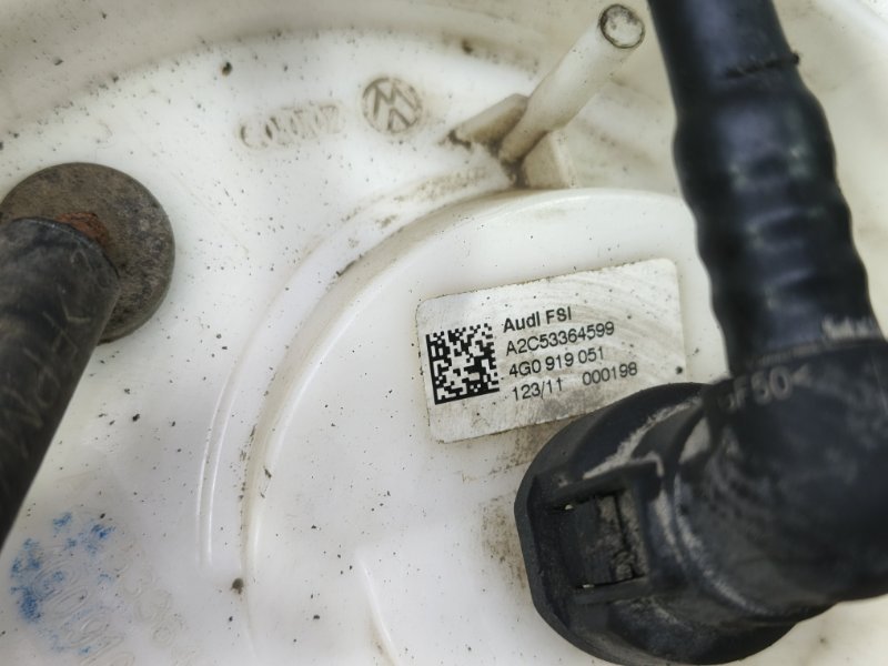 Бензонасос Audi A6 2012