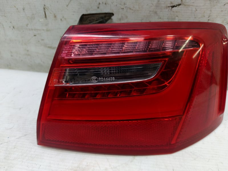 Фонарь Audi A6 2012