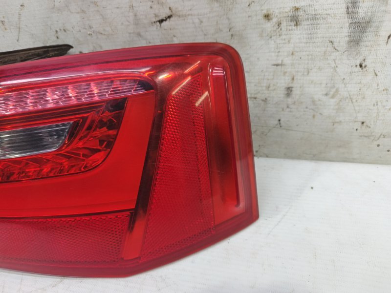 Фонарь Audi A6 2012