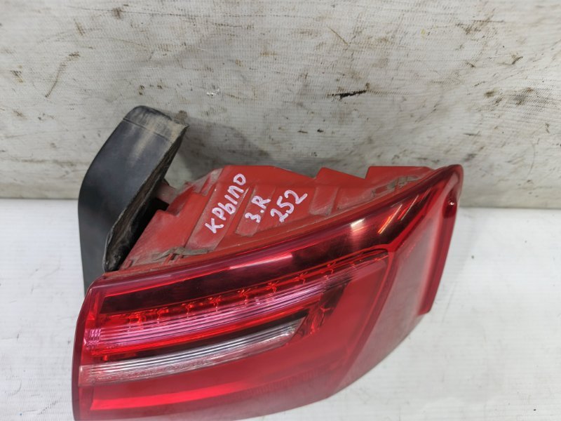 Фонарь Audi A6 2012