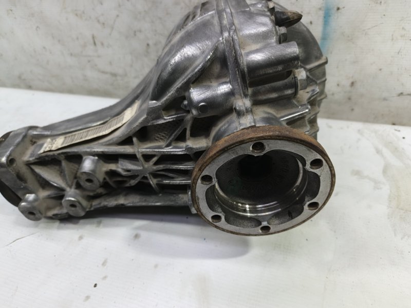 Редуктор Audi A6 2012