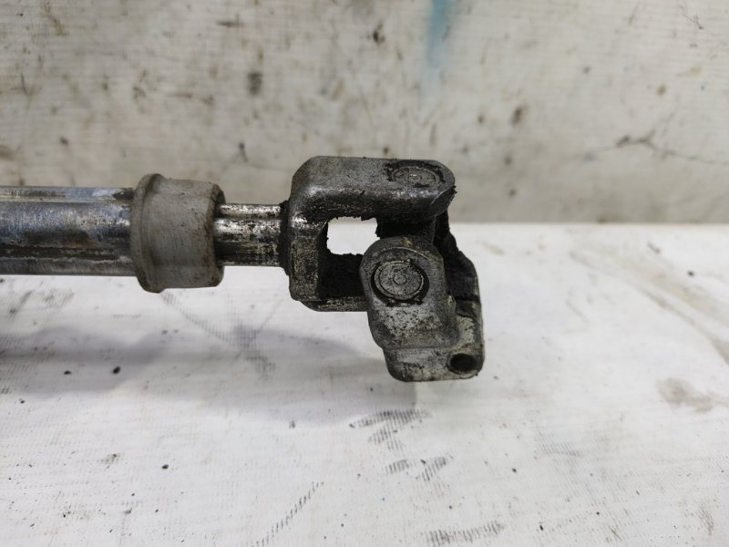 Рулевой кардан Audi A6 2012