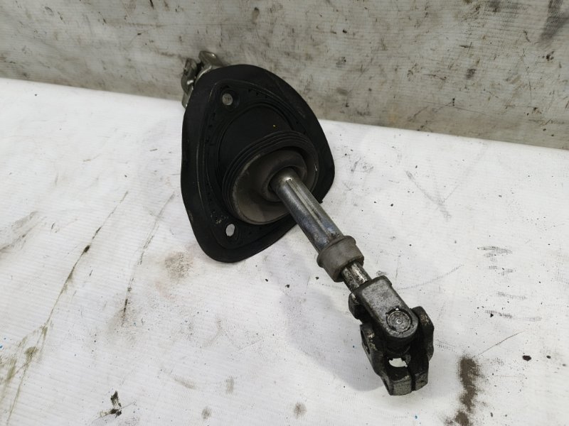 Рулевой кардан Audi A6 2012