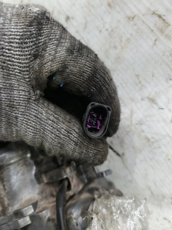 Компрессор кондиционера Audi A6 2012