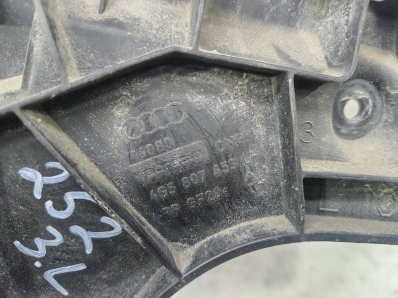 Кронштейн бампера Audi A6 2012