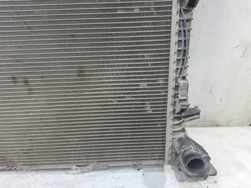 Радиатор основной Audi A6 2012