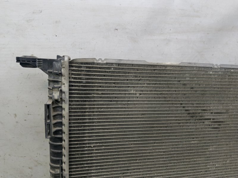 Радиатор основной Audi A6 2012