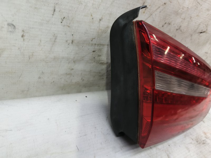 Фонарь Audi A6 2012