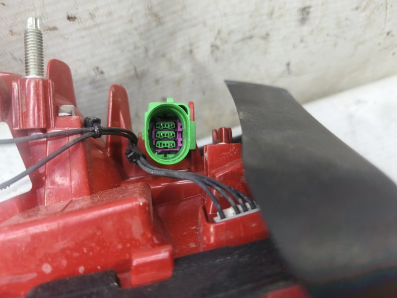 Фонарь Audi A6 2012