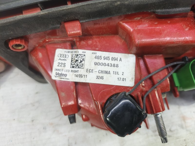 Фонарь Audi A6 2012