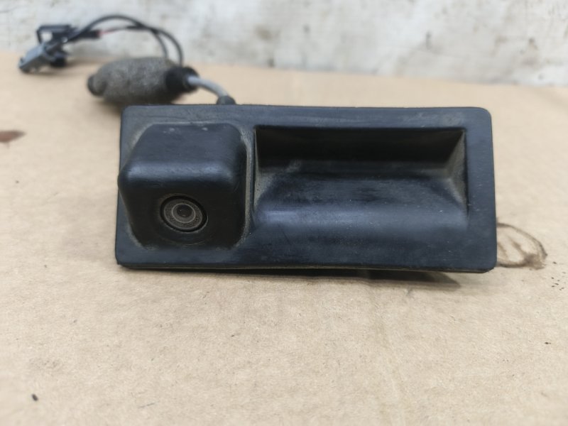 Камера заднего вида Audi A6 2012