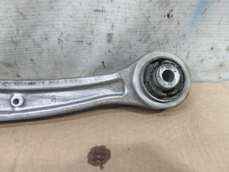 Рычаг Audi A6 2012