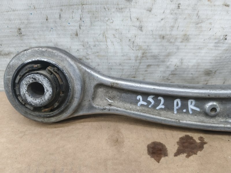 Рычаг Audi A6 2012