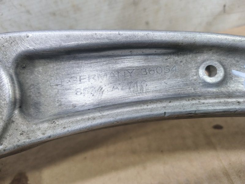 Рычаг Audi A6 2012