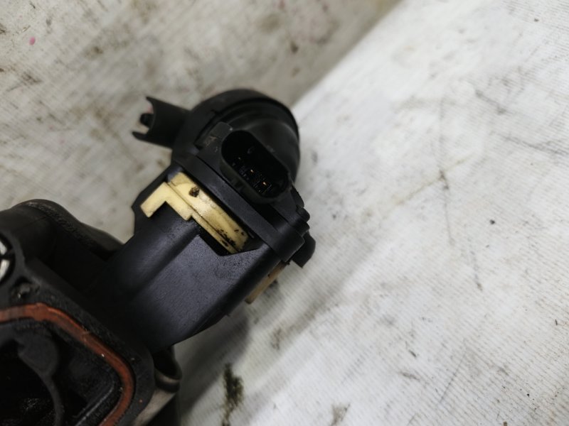 Впускной коллектор Audi A6 2012