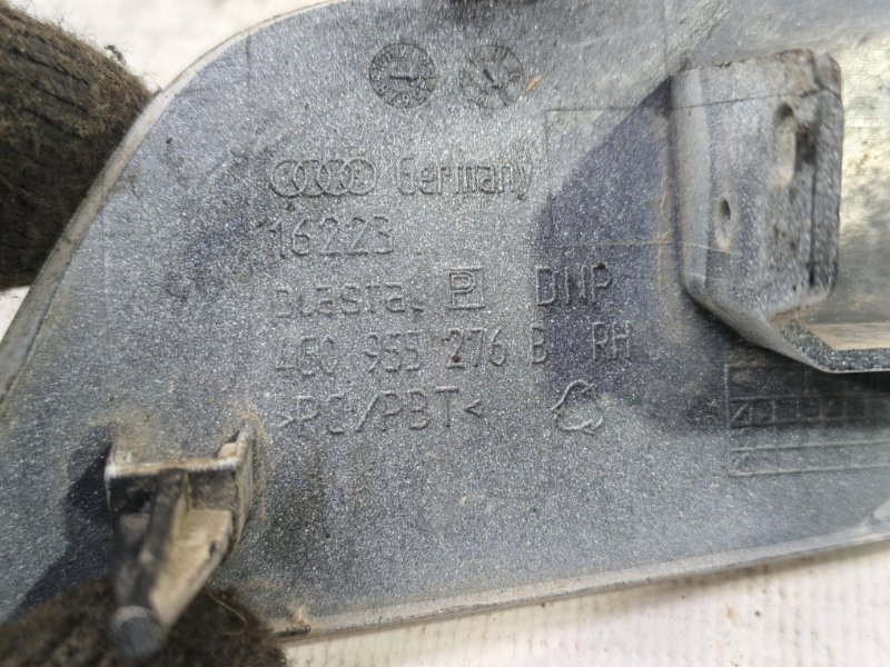 Заглушка форсунки омывателя Audi A6 2012