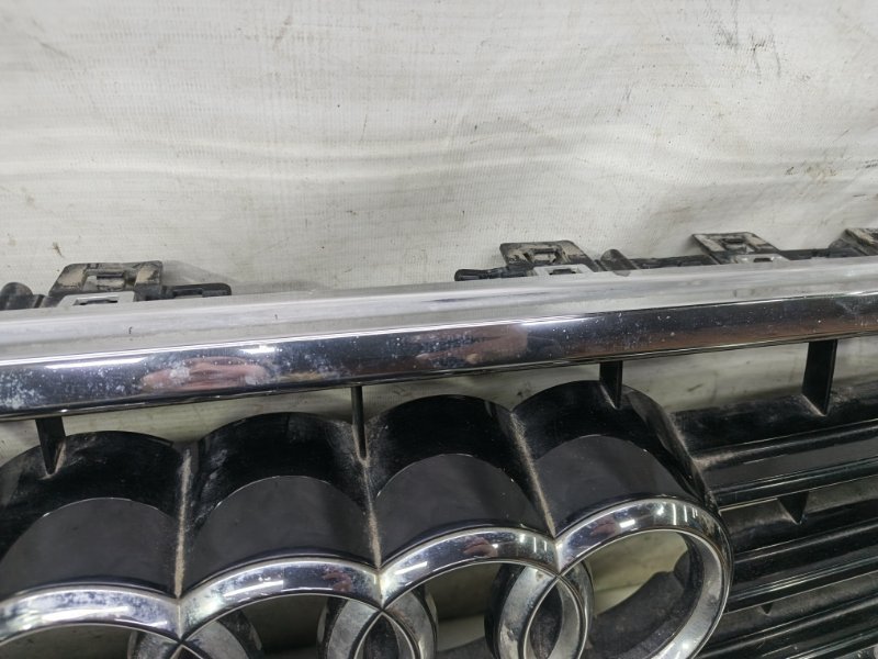 Решетка радиатора Audi A6 2012