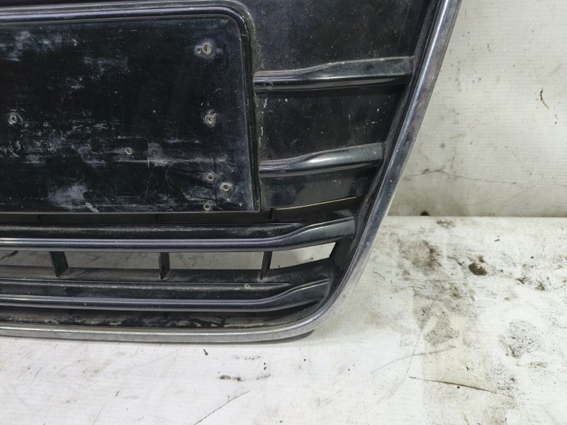 Решетка радиатора Audi A6 2012