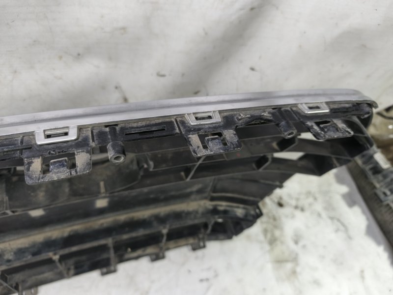 Решетка радиатора Audi A6 2012