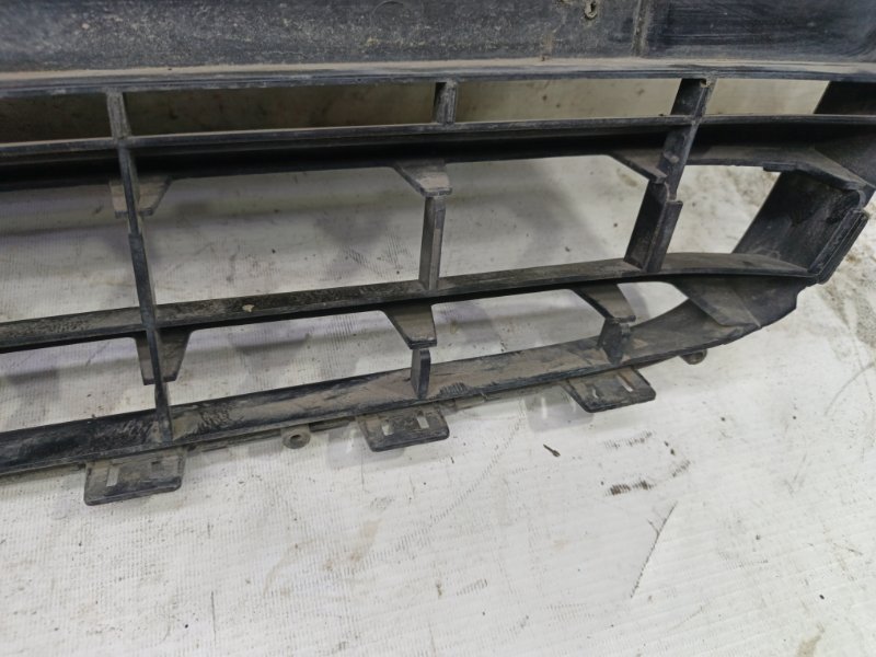 Решетка радиатора Audi A6 2012