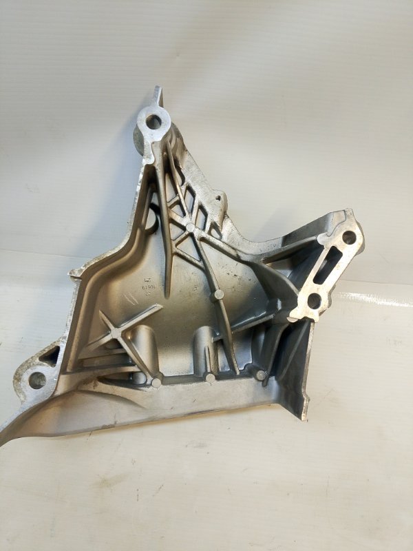 Кронштейн опоры двигателя Volkswagen Polo 2017