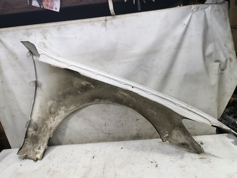 Крыло Audi A6 2012