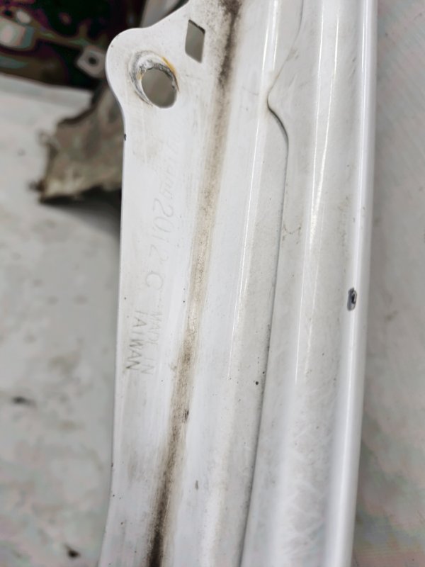 Крыло Audi A6 2012