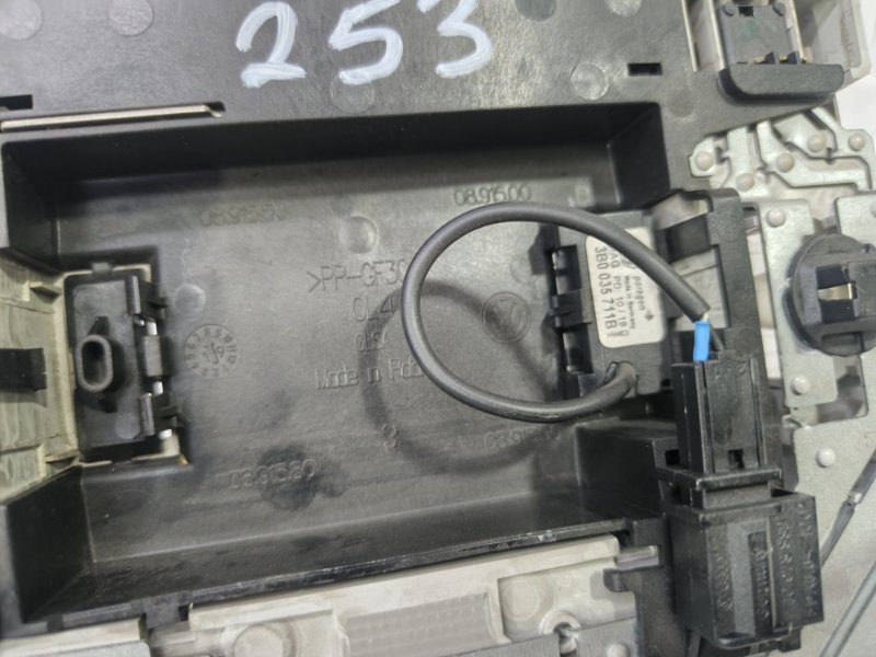 Плафон салона Volkswagen Polo 2020