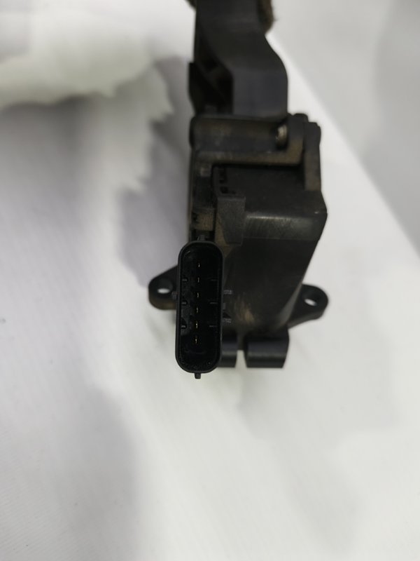 Педаль газа Volkswagen Polo 2020