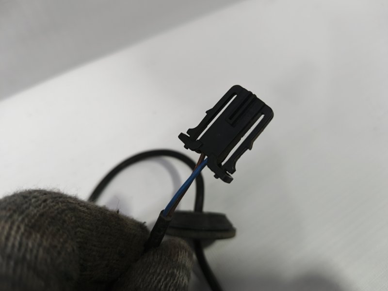 Активатор лючка бензобака Volkswagen Polo 2020