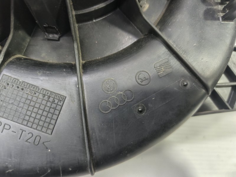 Моторчик печки Volkswagen Polo 2020