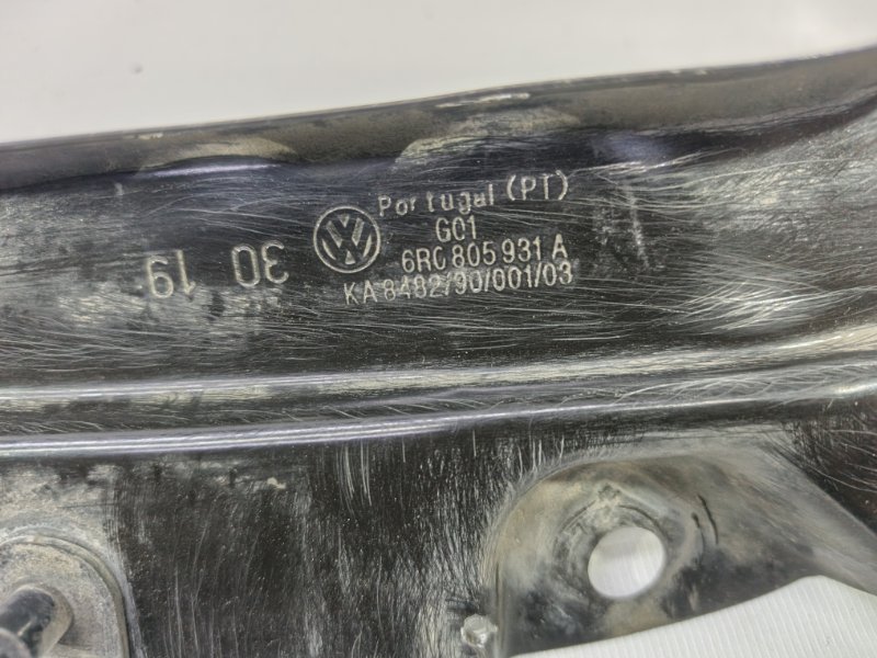 Кронштейн фары Volkswagen Polo 2020