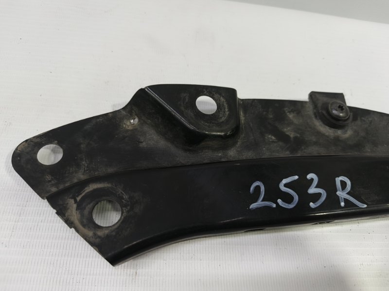 Кронштейн фары Volkswagen Polo 2020