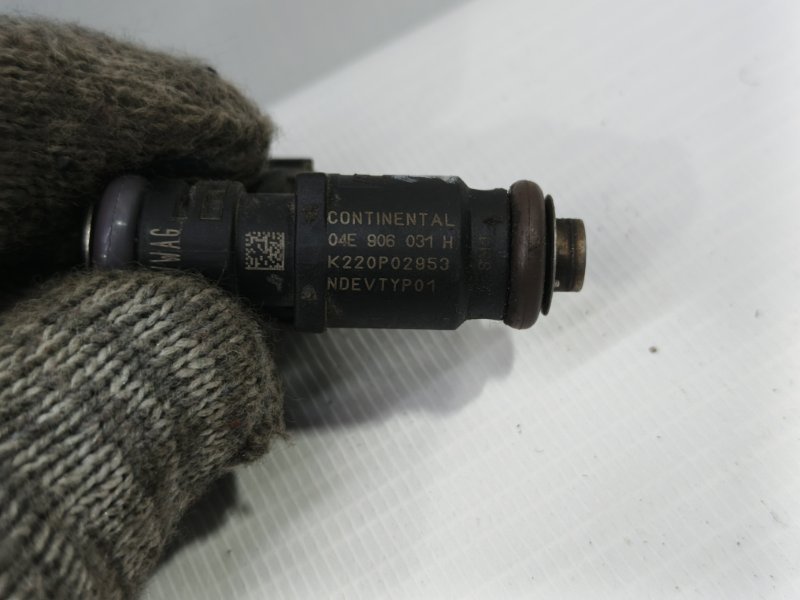 Форсунка Volkswagen Polo 2020