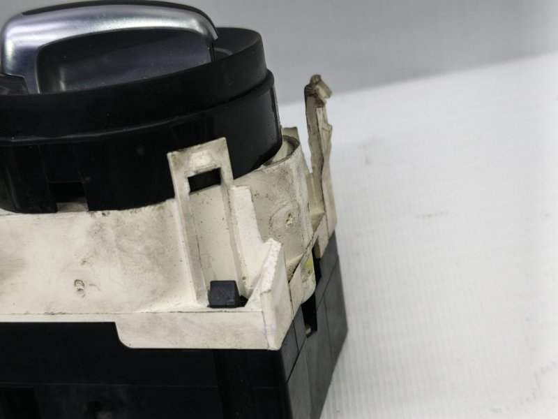 Блок управления климат-контролем Volkswagen Polo 2020