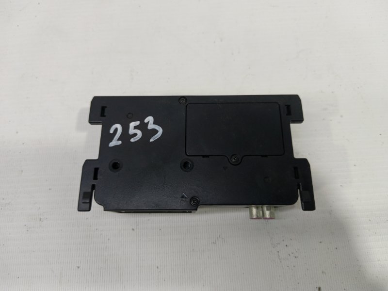 Блок глонас Volkswagen Polo 2020