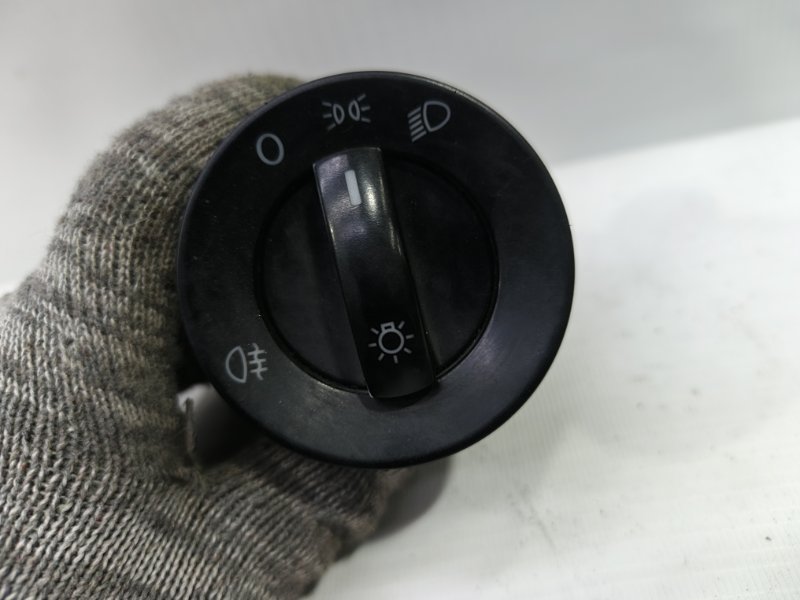 Переключатель света фар Volkswagen Polo 2020