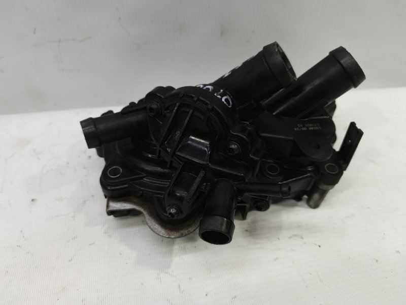 Корпус термостата Volkswagen Polo 2020