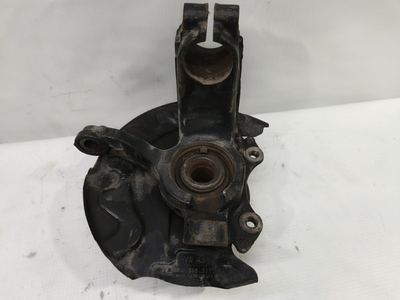 Кулак поворотный Volkswagen Polo 2020