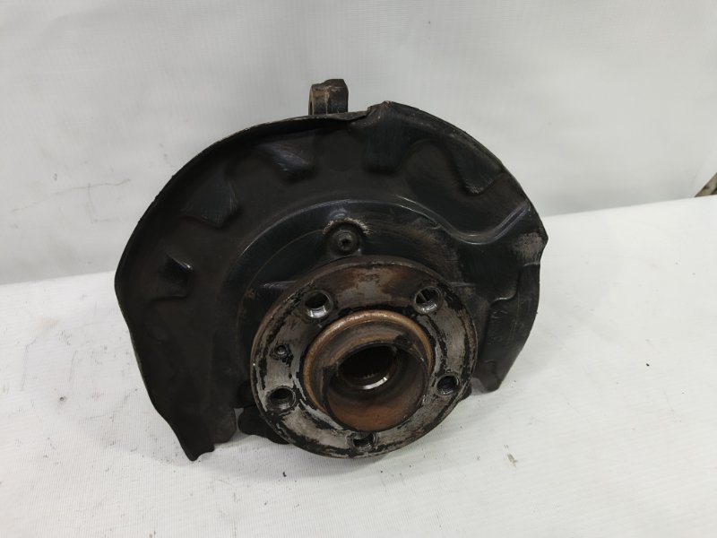 Кулак поворотный Volkswagen Polo 2020