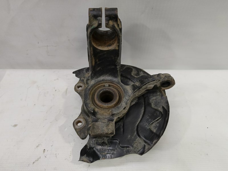 Кулак поворотный Volkswagen Polo 2020