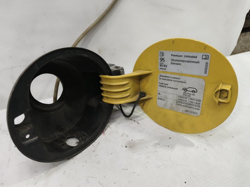 Лючок бензобака Volkswagen Polo 2020