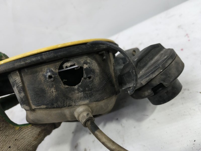 Лючок бензобака Volkswagen Polo 2020