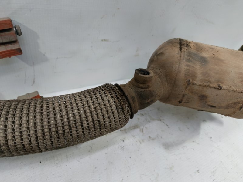 Приемная труба глушителя Volkswagen Polo 2020