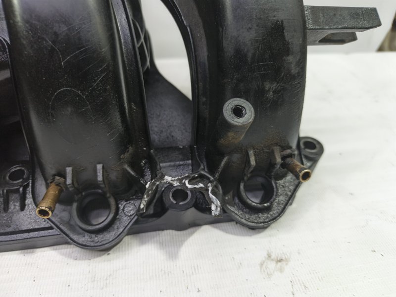 Впускной коллектор Volkswagen Polo 2020