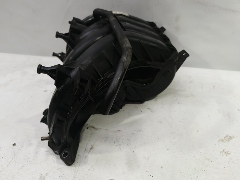 Впускной коллектор Volkswagen Polo 2020