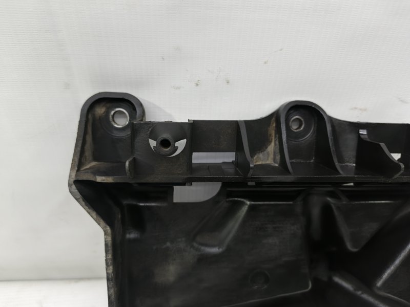 Площадка АКБ Volkswagen Polo 2020